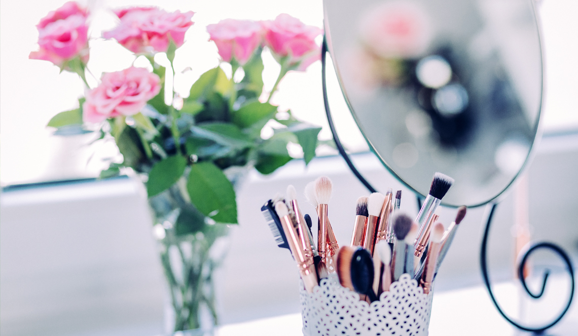 Trash These Toxic Beauty Products Fast | 5 Easy and Clean Beauty Swaps